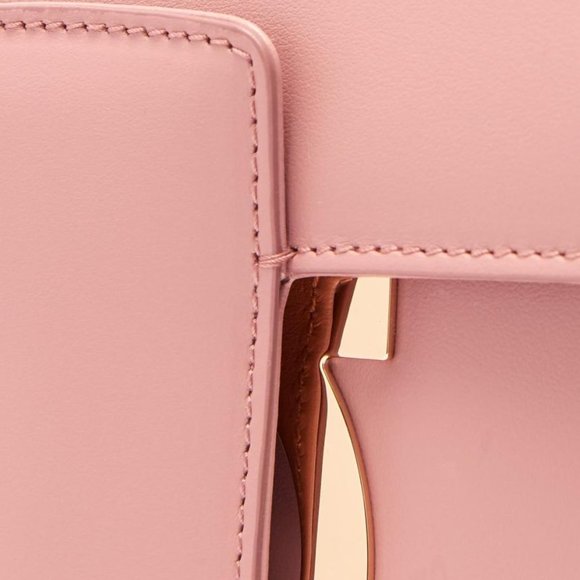 Salvatore Ferragamo Thalia Crossbody Bag in Rose - Picture 5 of 6